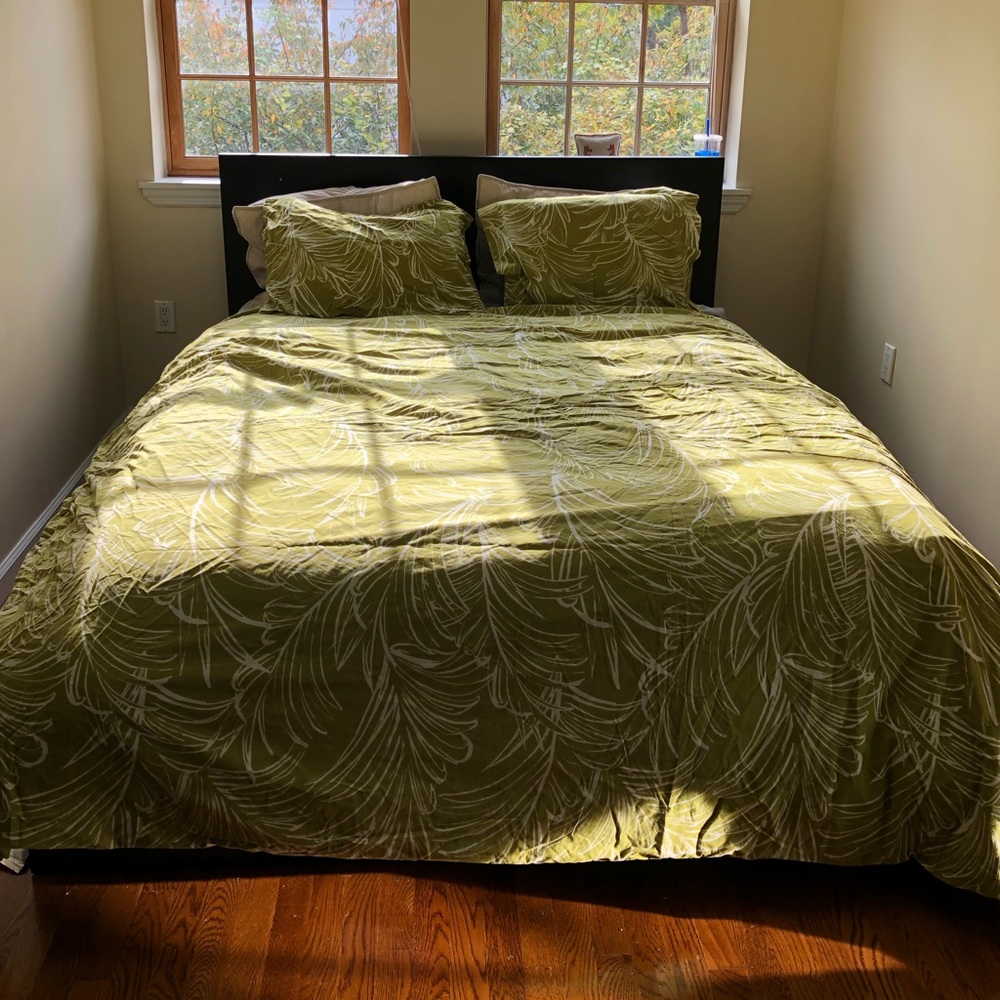 Urban Outfitters F/Q Duvet